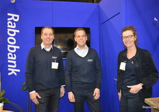 Bij Rabobank: Jurgen Bloemberg, Mart Bloemendal en Sandra Verdegaal. Jurgen: "Voor de bio-akkerbouw zijn er best wat zorgen over de afzetkant."